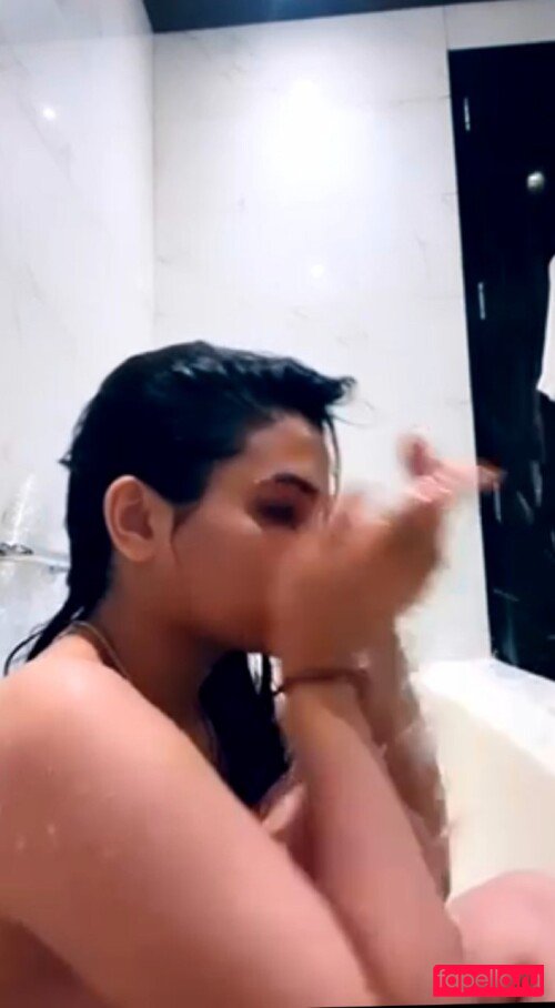 Sassy Poonam Onlyfans Photo Gallery 