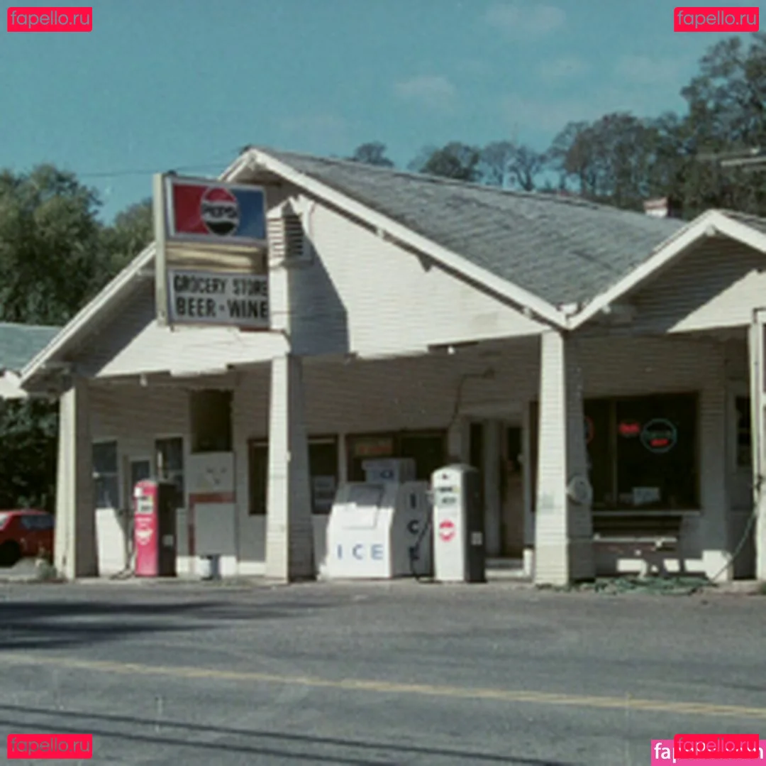 Desiree Cousteau Onlyfans Photo Gallery 