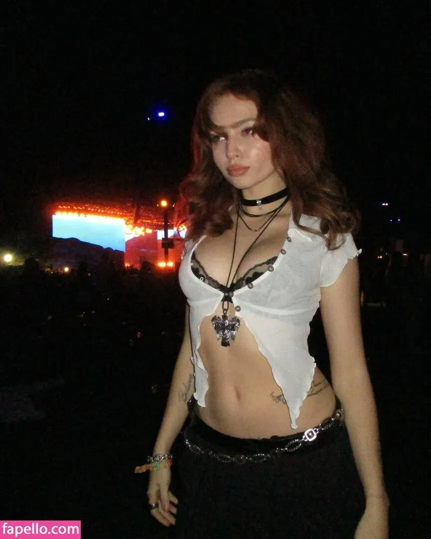 Renatarii Onlyfans Photo Gallery 