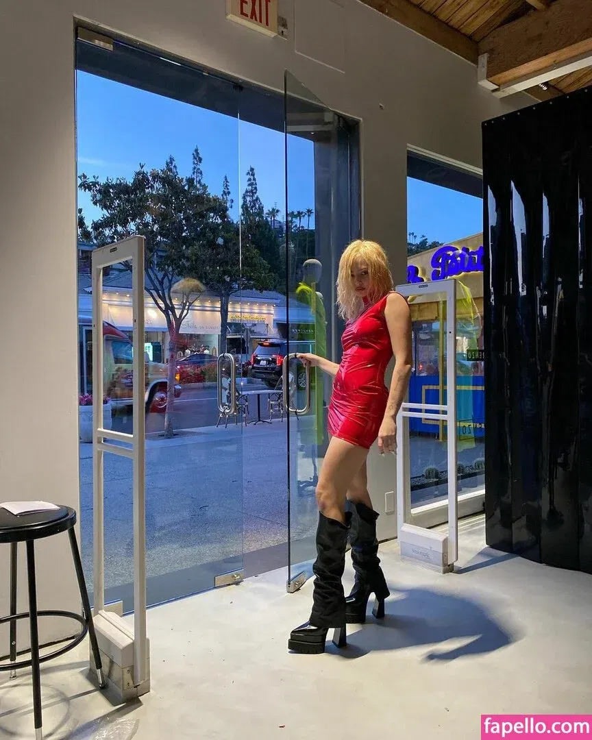 Renatarii Onlyfans Photo Gallery 