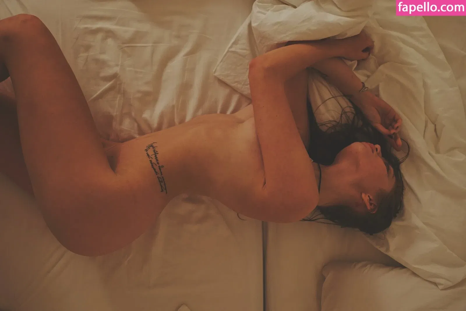 Renatarii Onlyfans Photo Gallery 