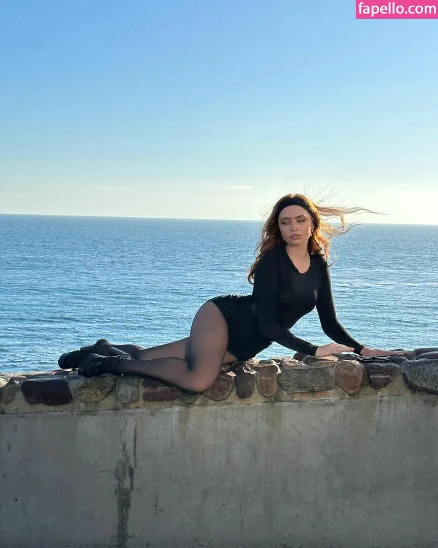 Renatarii Onlyfans Photo Gallery 