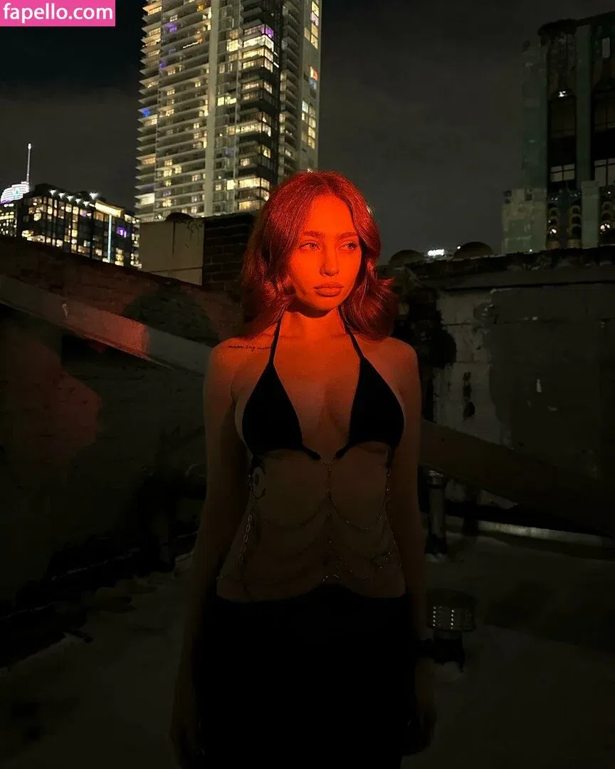 Renatarii Onlyfans Photo Gallery 