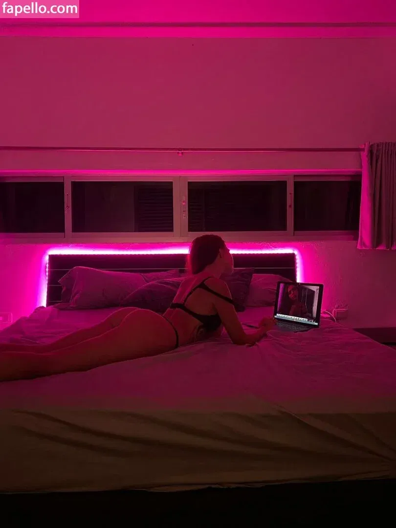 Renatarii Onlyfans Photo Gallery 