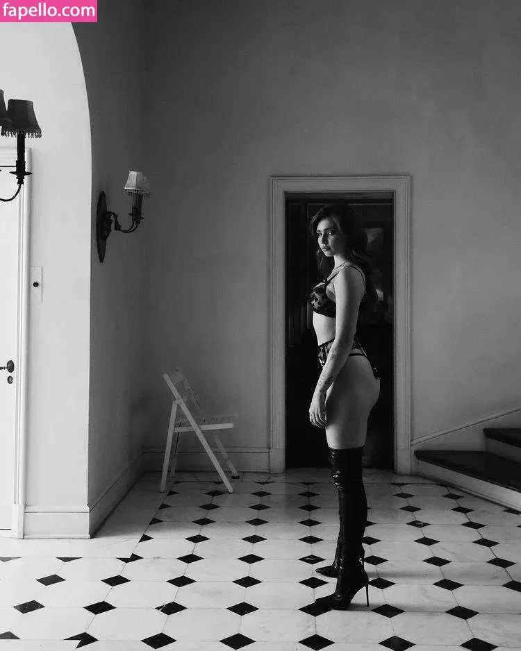 Renatarii Onlyfans Photo Gallery 