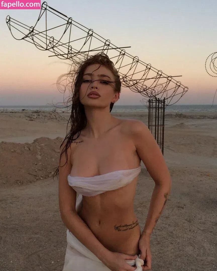 Renatarii Onlyfans Photo Gallery 