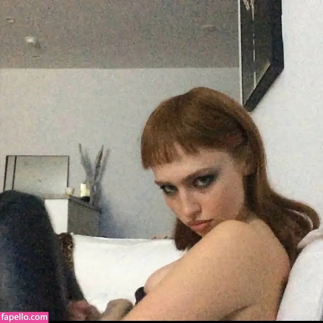 Renatarii Onlyfans Photo Gallery 