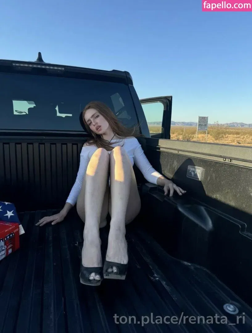 Renatarii Onlyfans Photo Gallery 