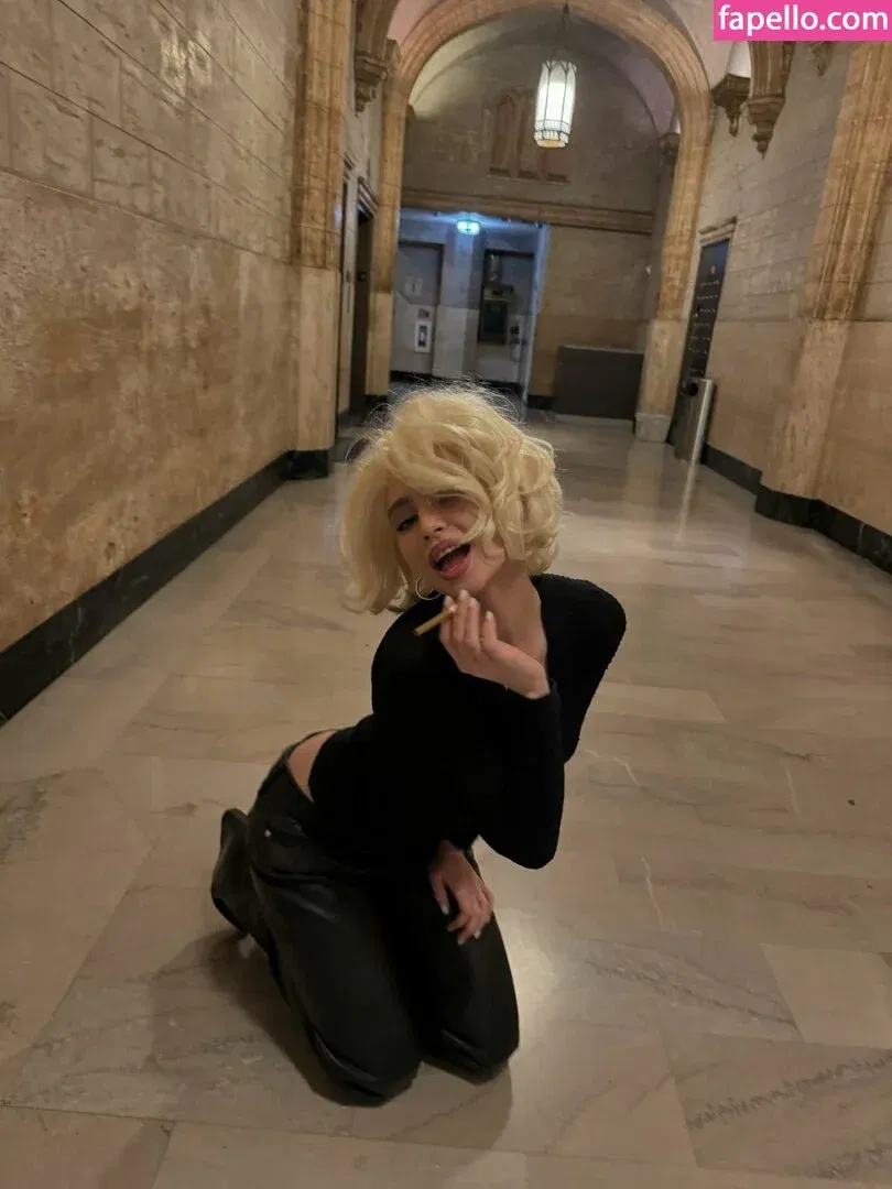 Renatarii Onlyfans Photo Gallery 