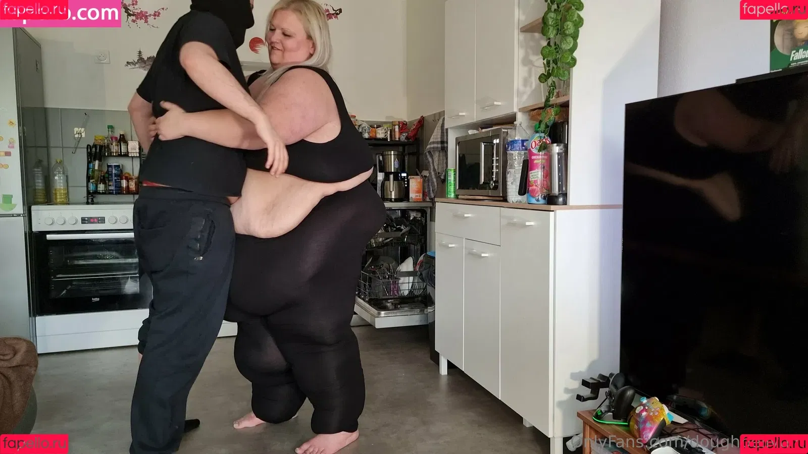 doughbellygirl Onlyfans Photo Gallery 