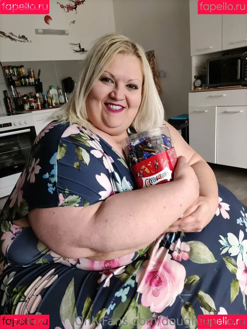 doughbellygirl Onlyfans Photo Gallery 