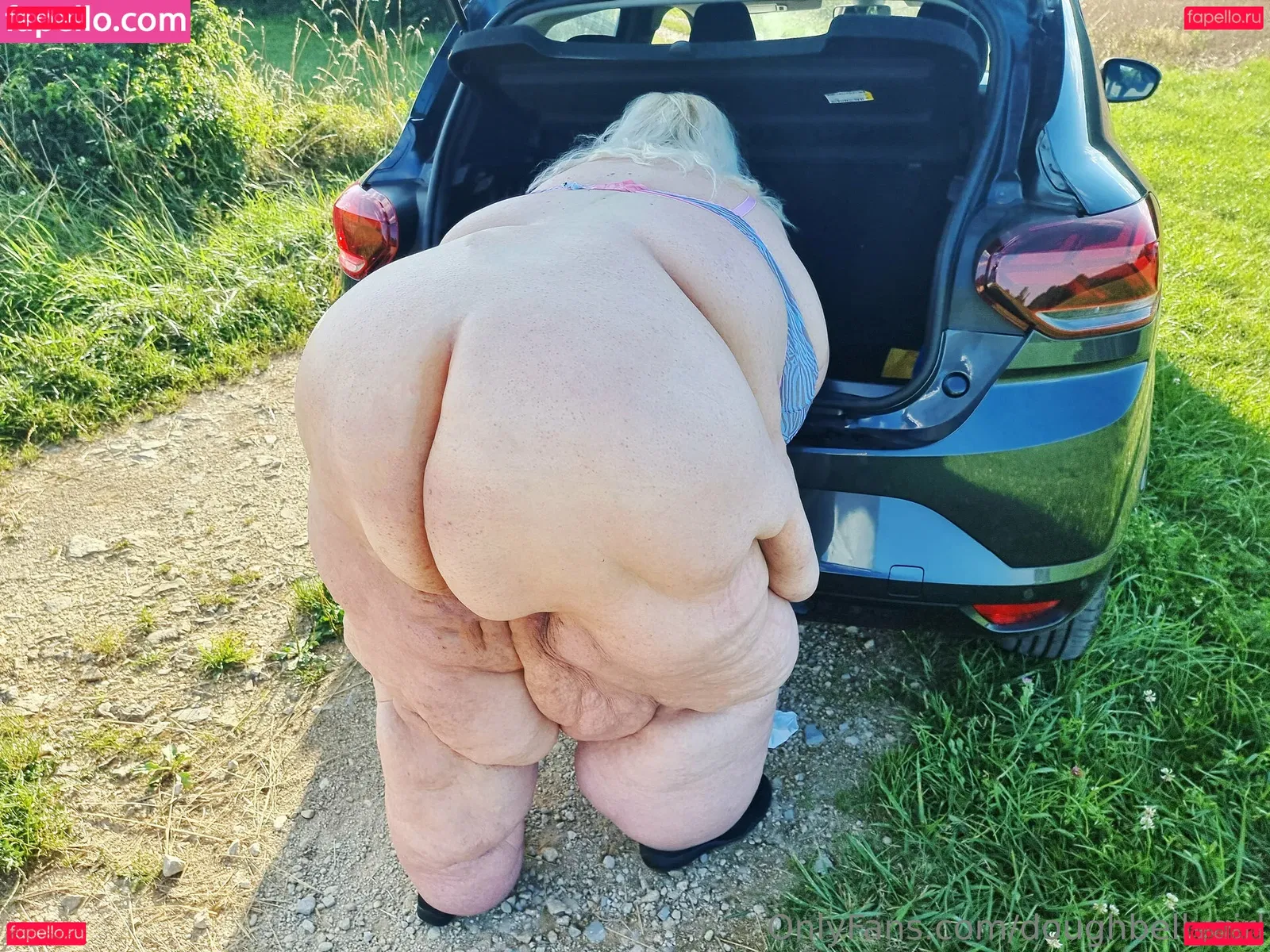 doughbellygirl Onlyfans Photo Gallery 