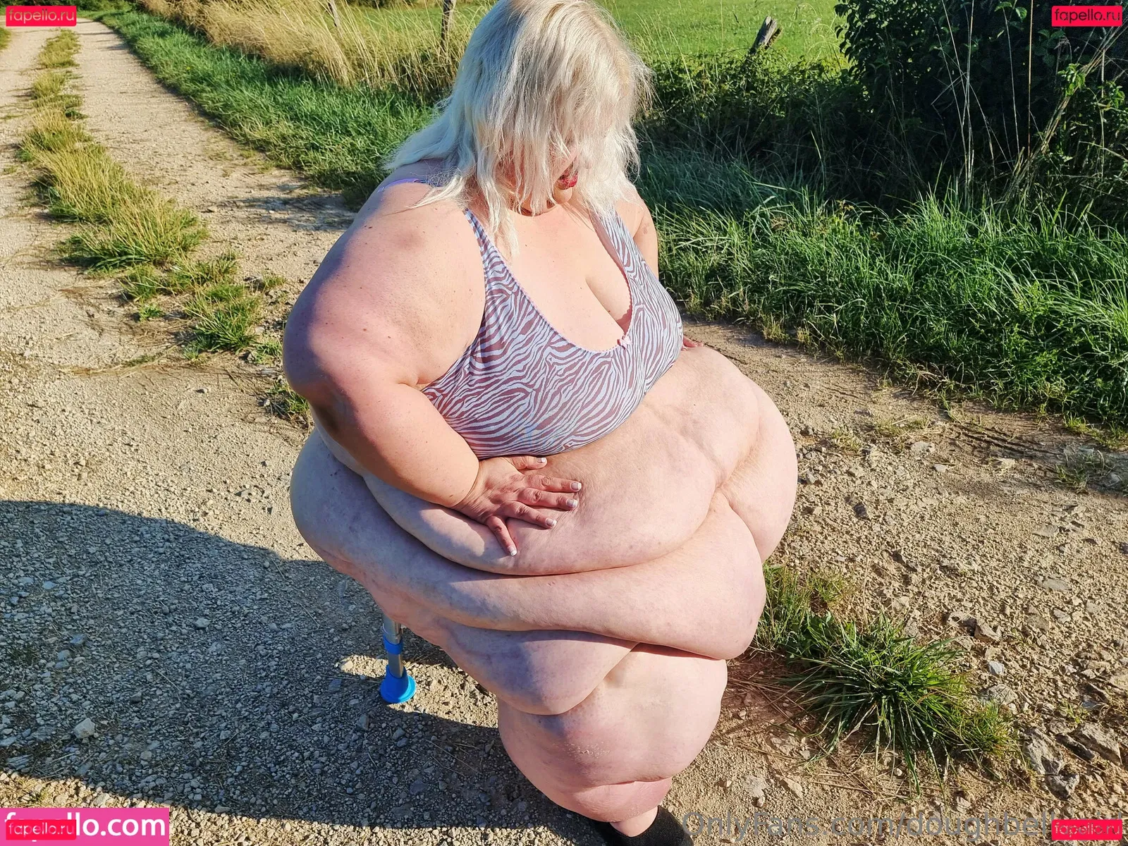 doughbellygirl Onlyfans Photo Gallery 