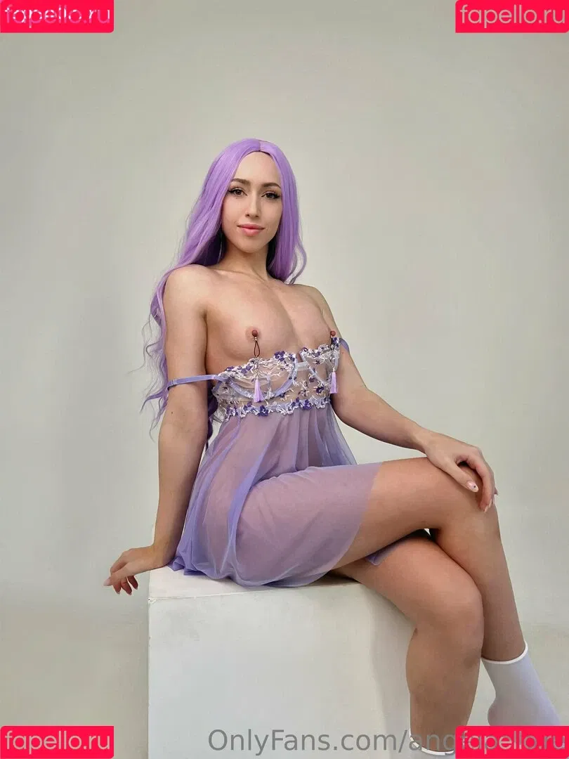 Angela_ride Onlyfans Photo Gallery 
