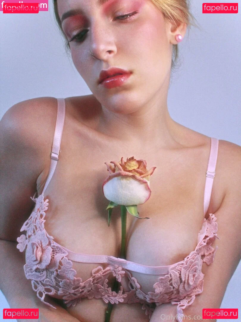 Oriana Leal Onlyfans Photo Gallery 