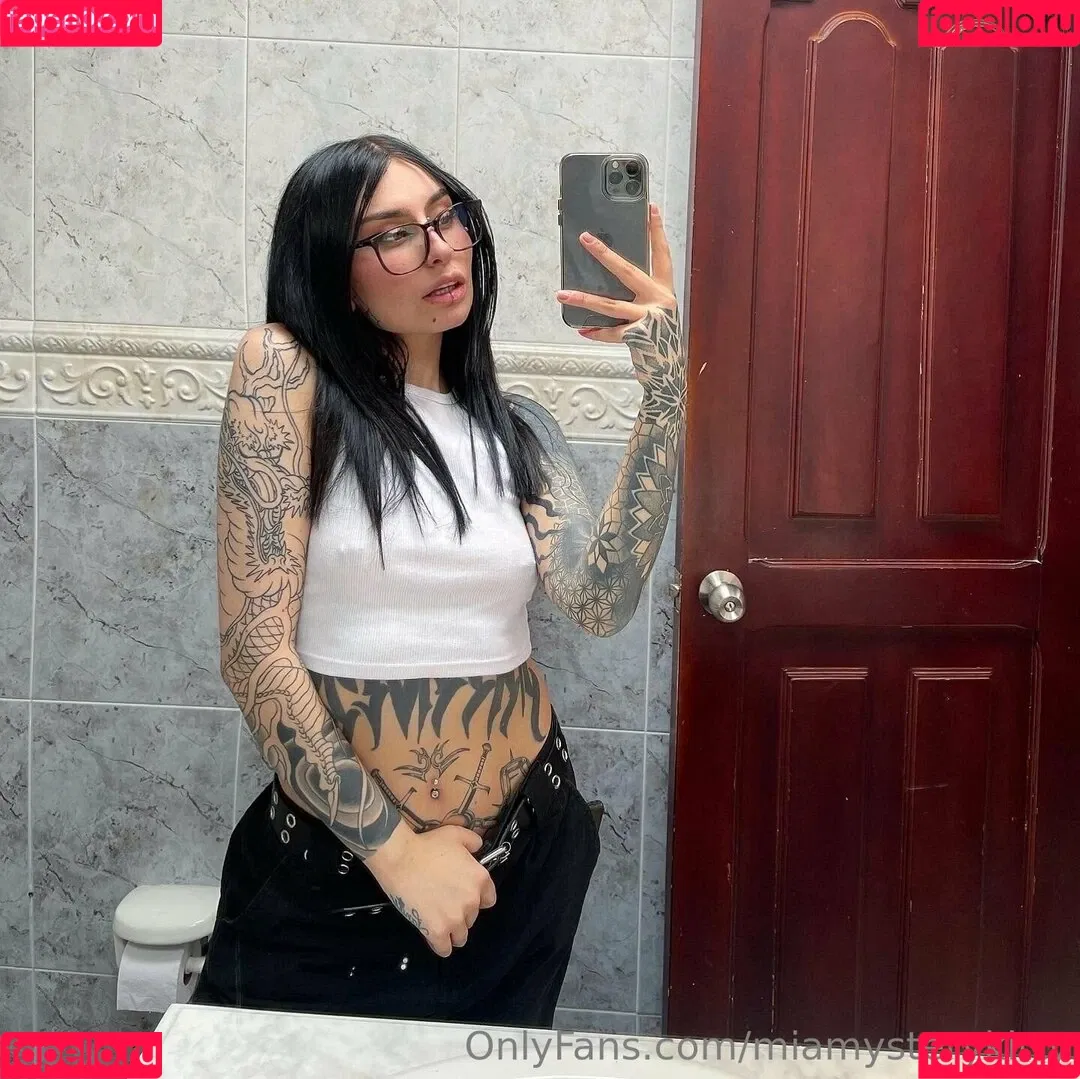 badkittymia Onlyfans Photo Gallery 