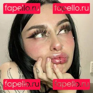 badkittymia Onlyfans Photo Gallery 