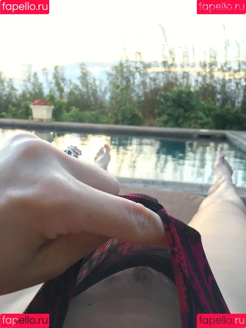 Anikka Albrite Onlyfans Photo Gallery 