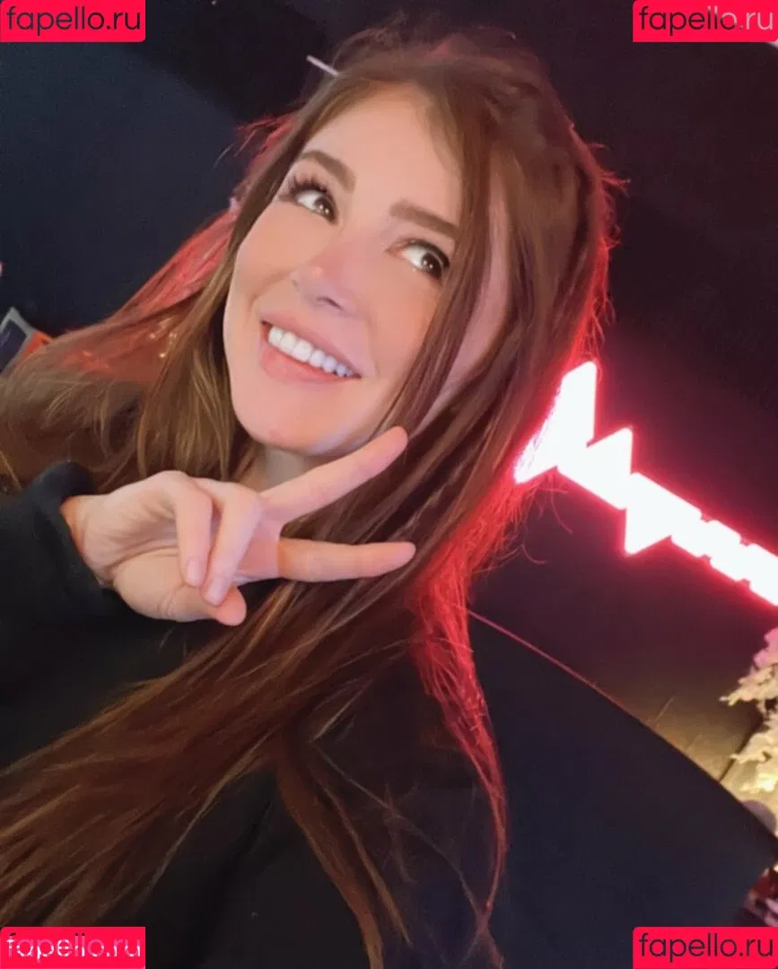 Chrissy Costanza Onlyfans Photo Gallery 