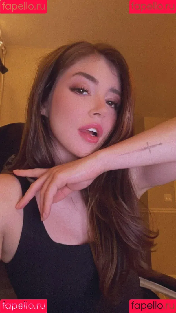 Chrissy Costanza Onlyfans Photo Gallery 