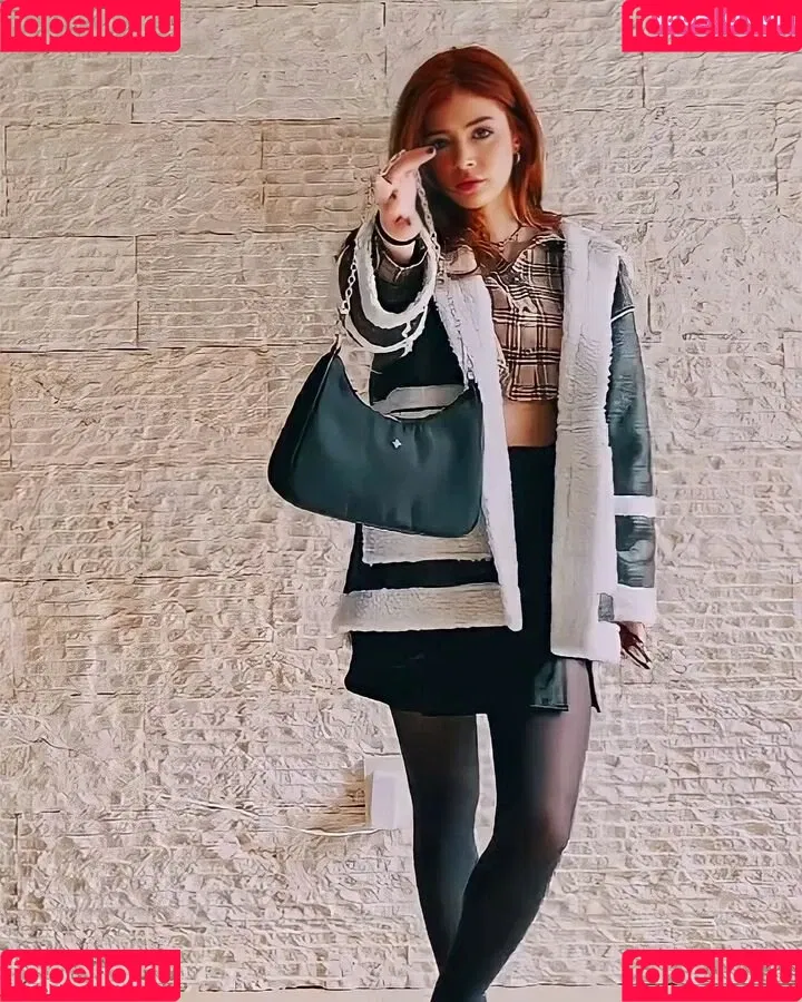 Chrissy Costanza Onlyfans Photo Gallery 