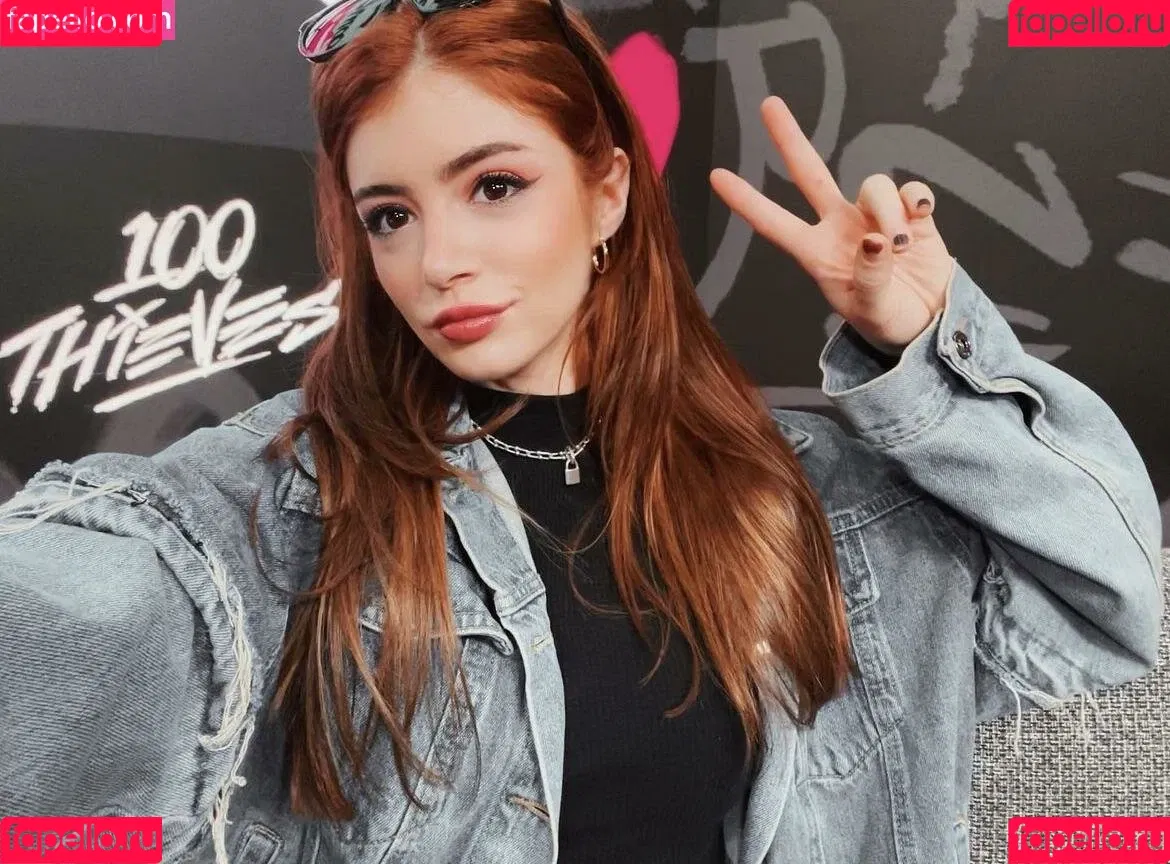Chrissy Costanza Onlyfans Photo Gallery 