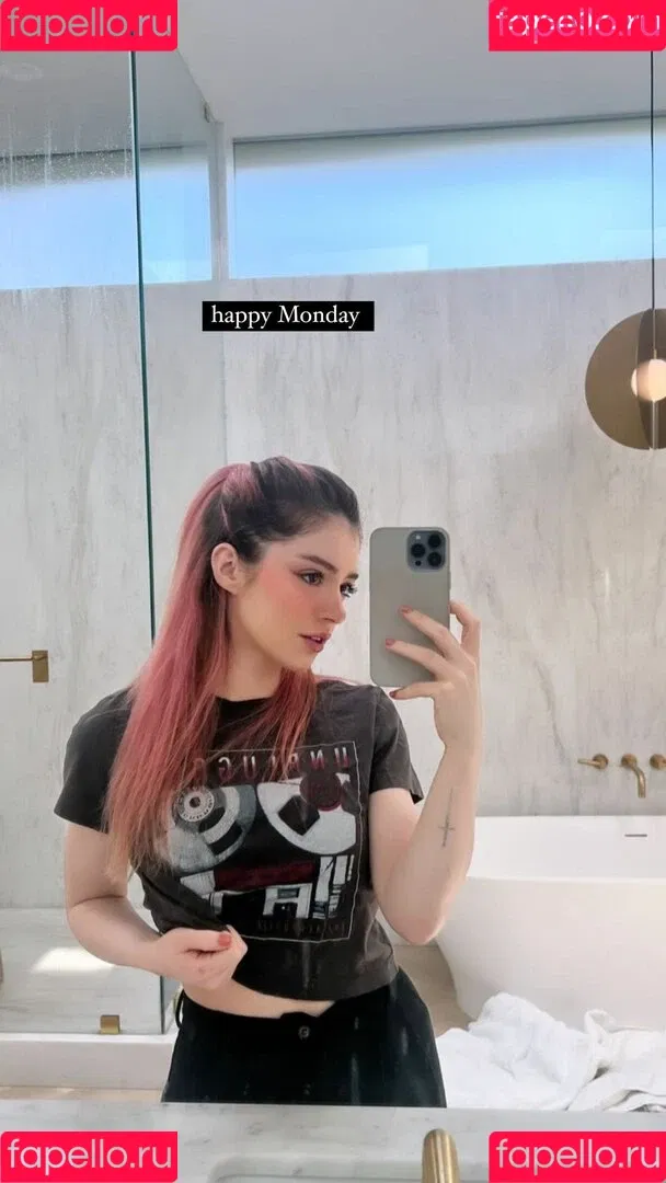 Chrissy Costanza Onlyfans Photo Gallery 