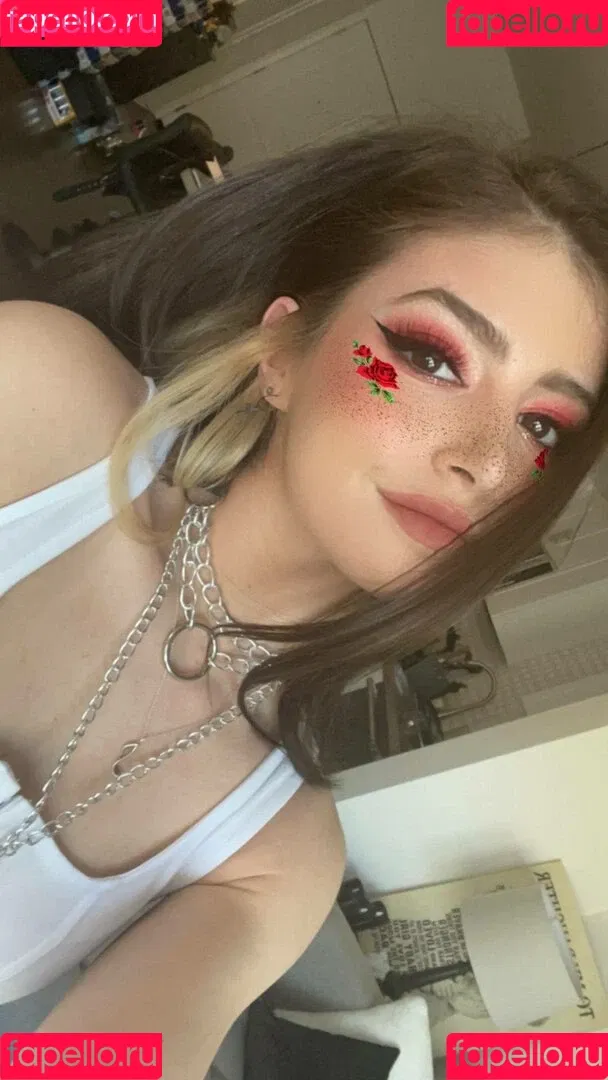 Chrissy Costanza Onlyfans Photo Gallery 
