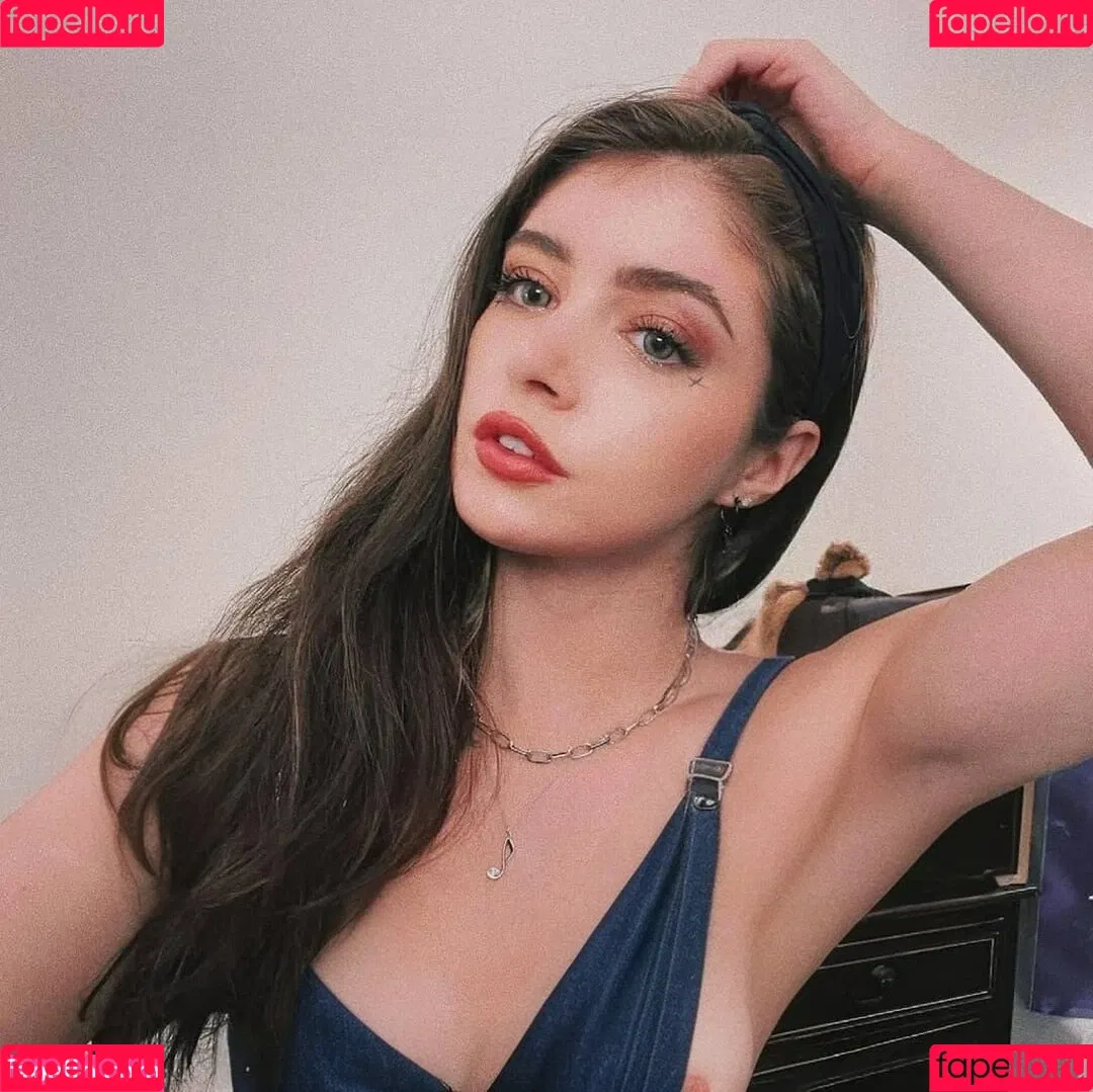 Chrissy Costanza Onlyfans Photo Gallery 