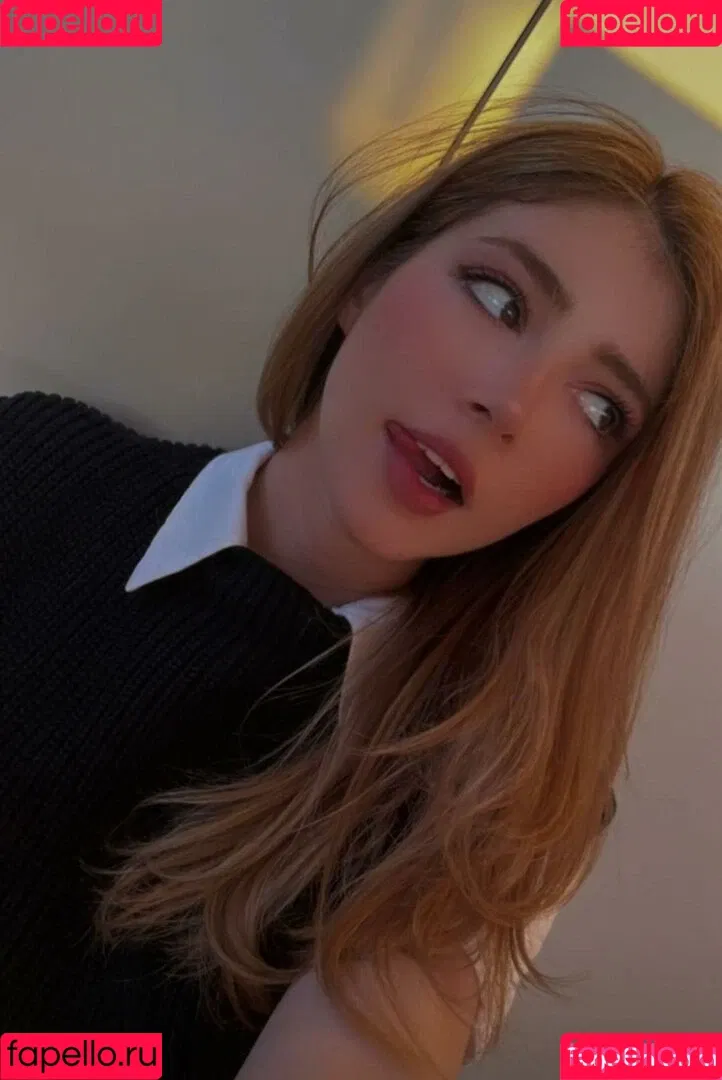 Chrissy Costanza Onlyfans Photo Gallery 