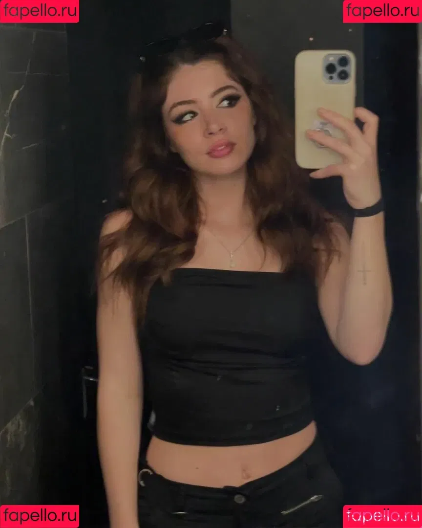 Chrissy Costanza Onlyfans Photo Gallery 