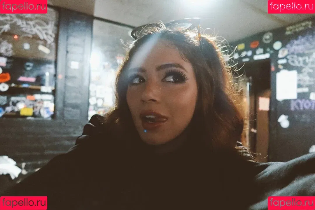 Chrissy Costanza Onlyfans Photo Gallery 