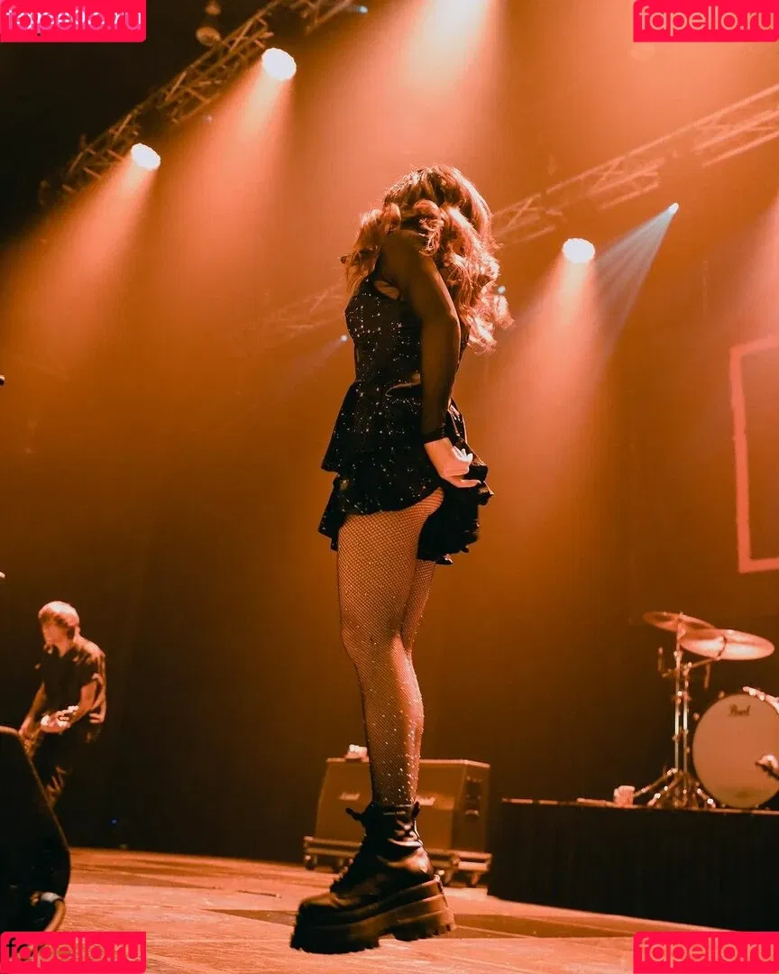 Chrissy Costanza Onlyfans Photo Gallery 