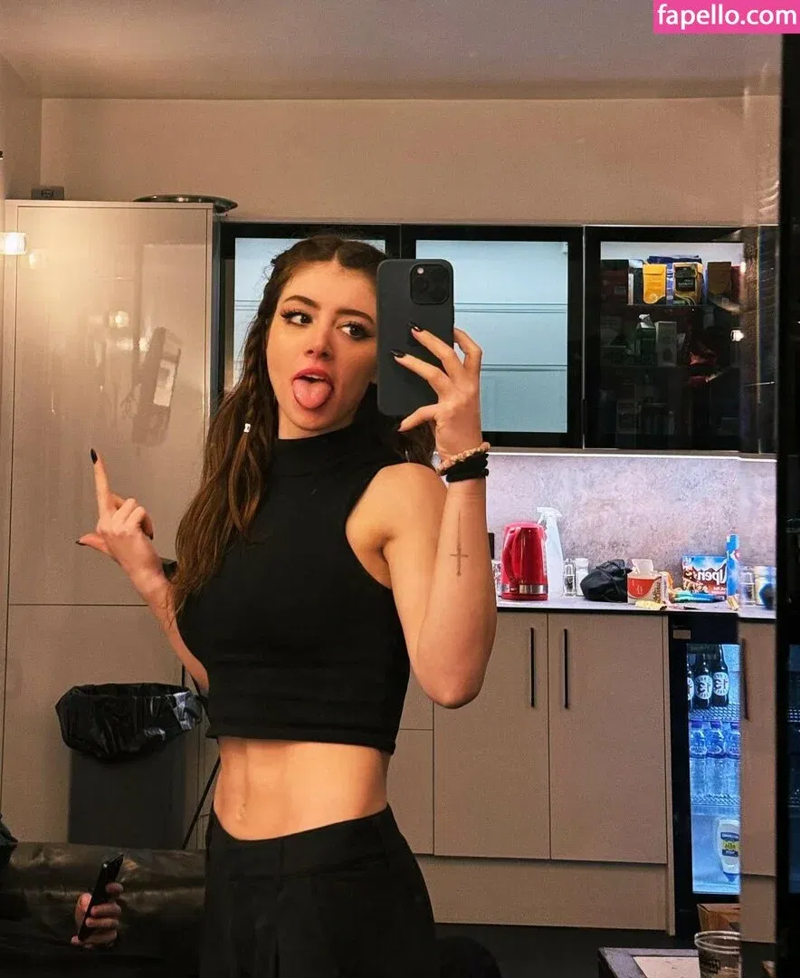Chrissy Costanza Onlyfans Photo Gallery 