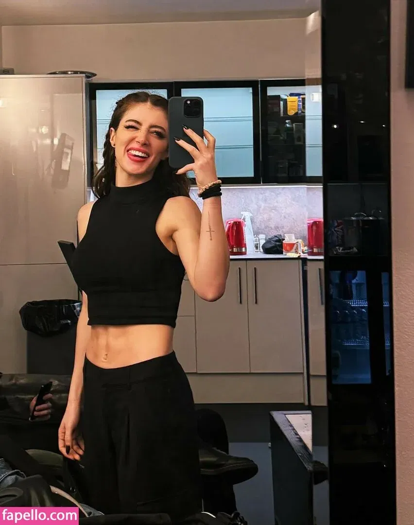 Chrissy Costanza Onlyfans Photo Gallery 