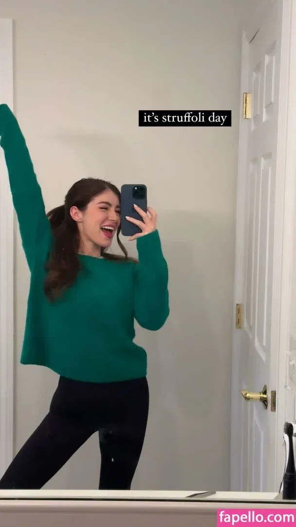 Chrissy Costanza Onlyfans Photo Gallery 