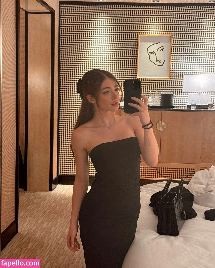 Chrissy Costanza Onlyfans Photo Gallery 