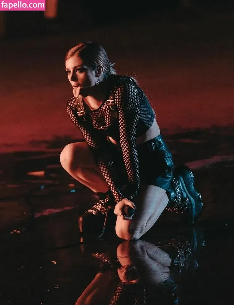 Chrissy Costanza Onlyfans Photo Gallery 