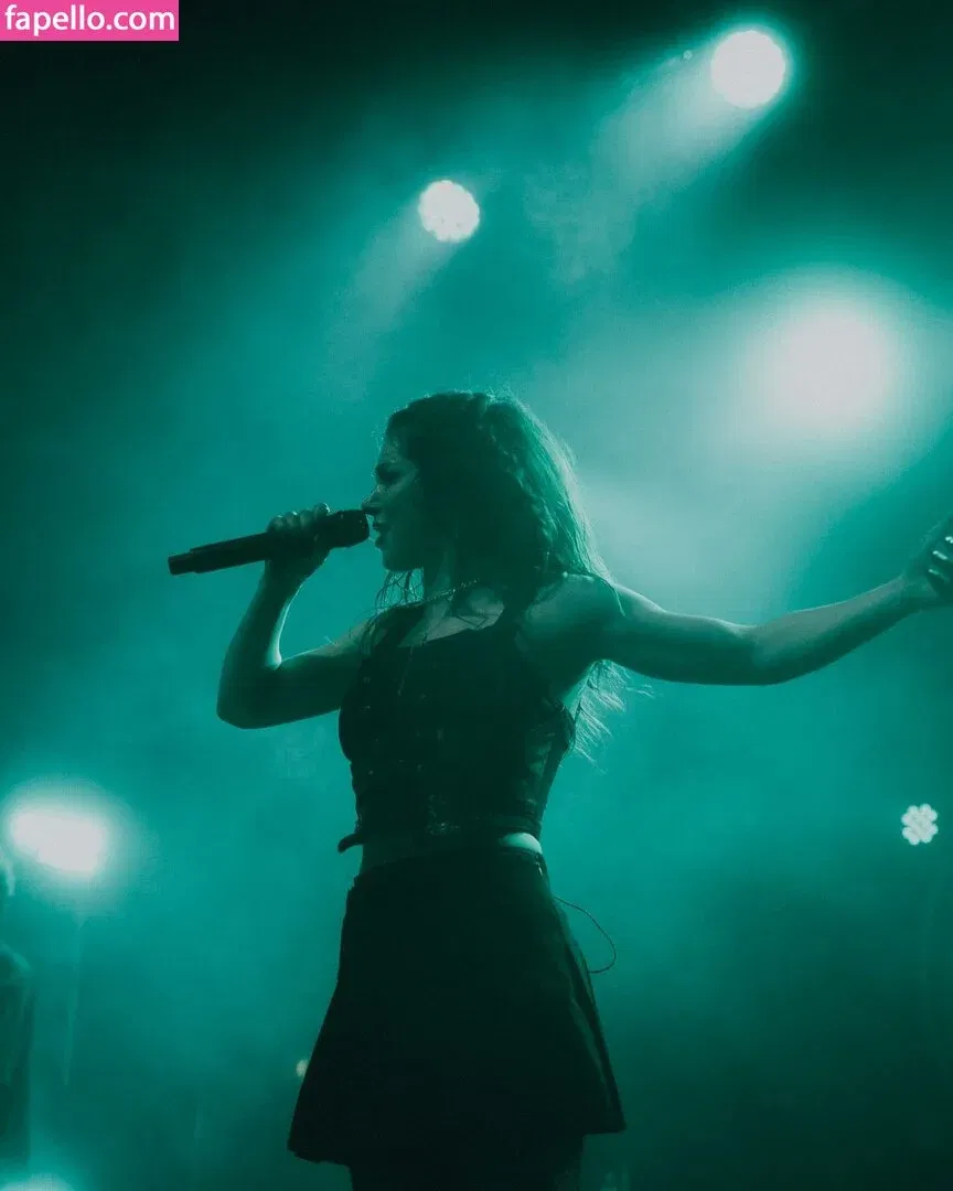 Chrissy Costanza Onlyfans Photo Gallery 