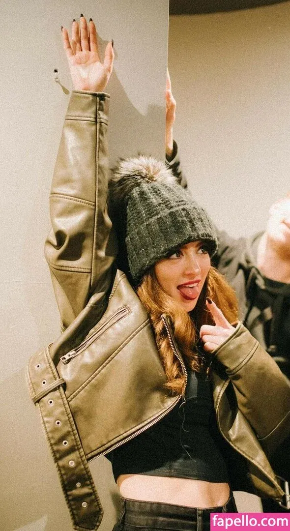 Chrissy Costanza Onlyfans Photo Gallery 