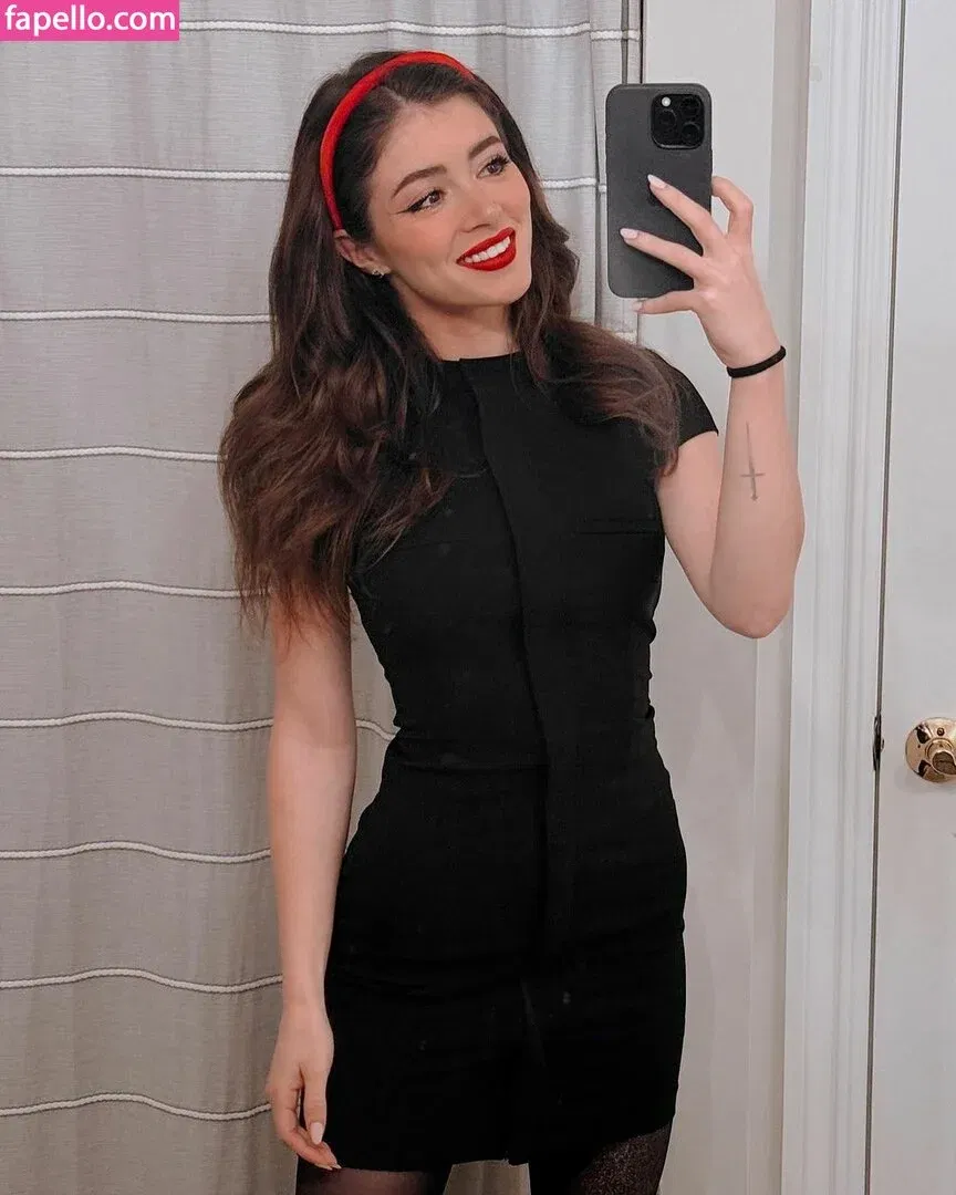 Chrissy Costanza Onlyfans Photo Gallery 