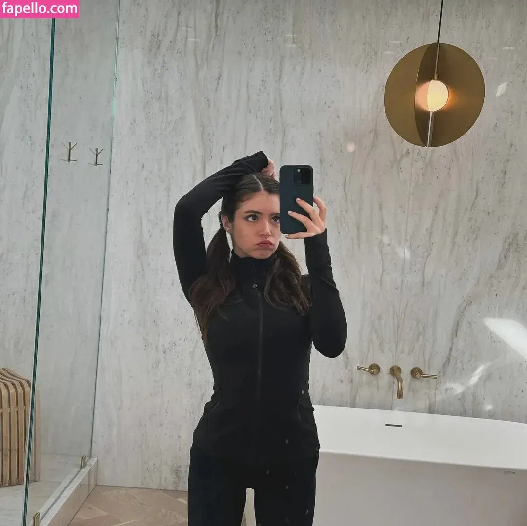 Chrissy Costanza Onlyfans Photo Gallery 