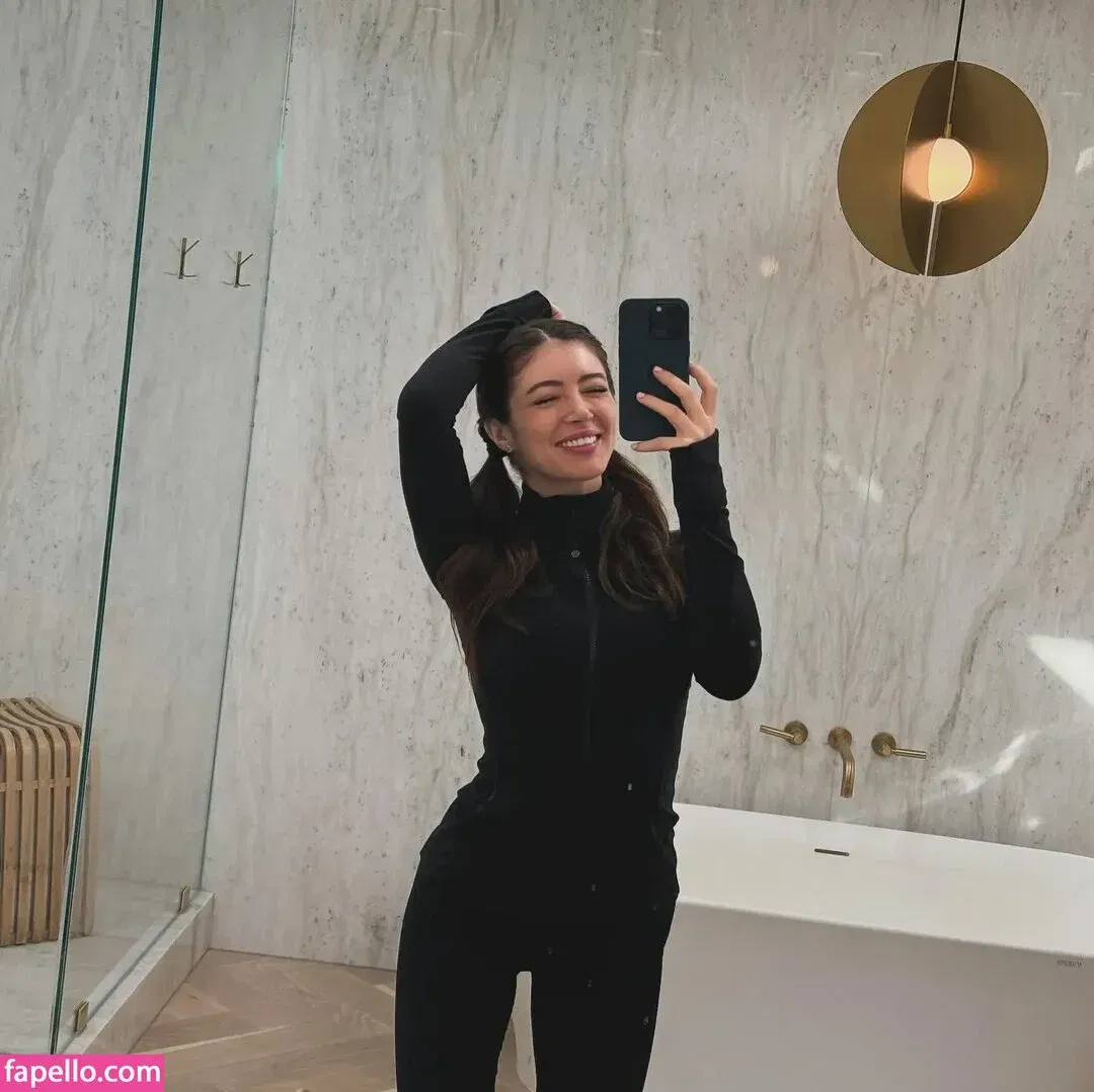 Chrissy Costanza Onlyfans Photo Gallery 