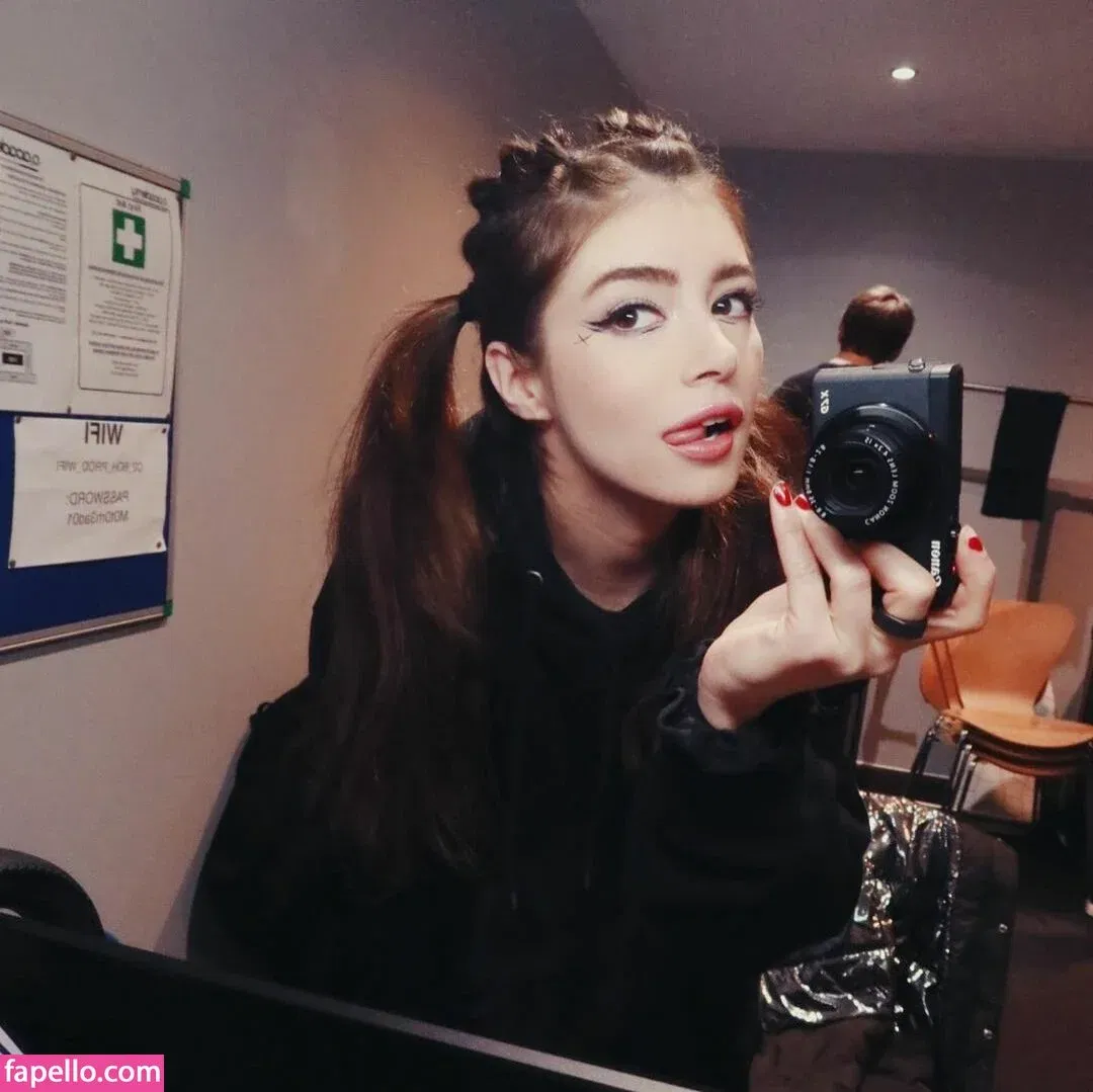 Chrissy Costanza Onlyfans Photo Gallery 