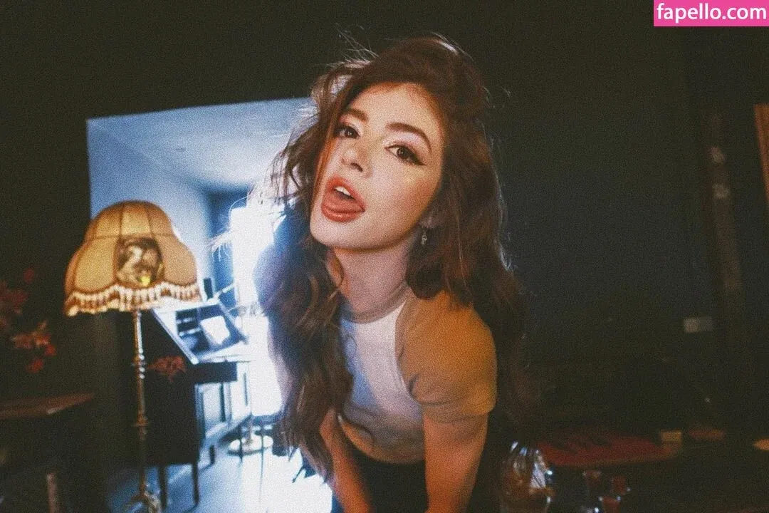 Chrissy Costanza Onlyfans Photo Gallery 