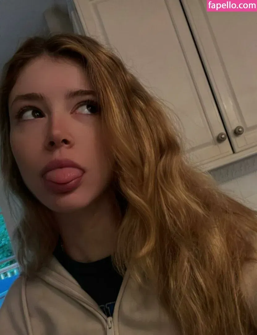 Chrissy Costanza Onlyfans Photo Gallery 