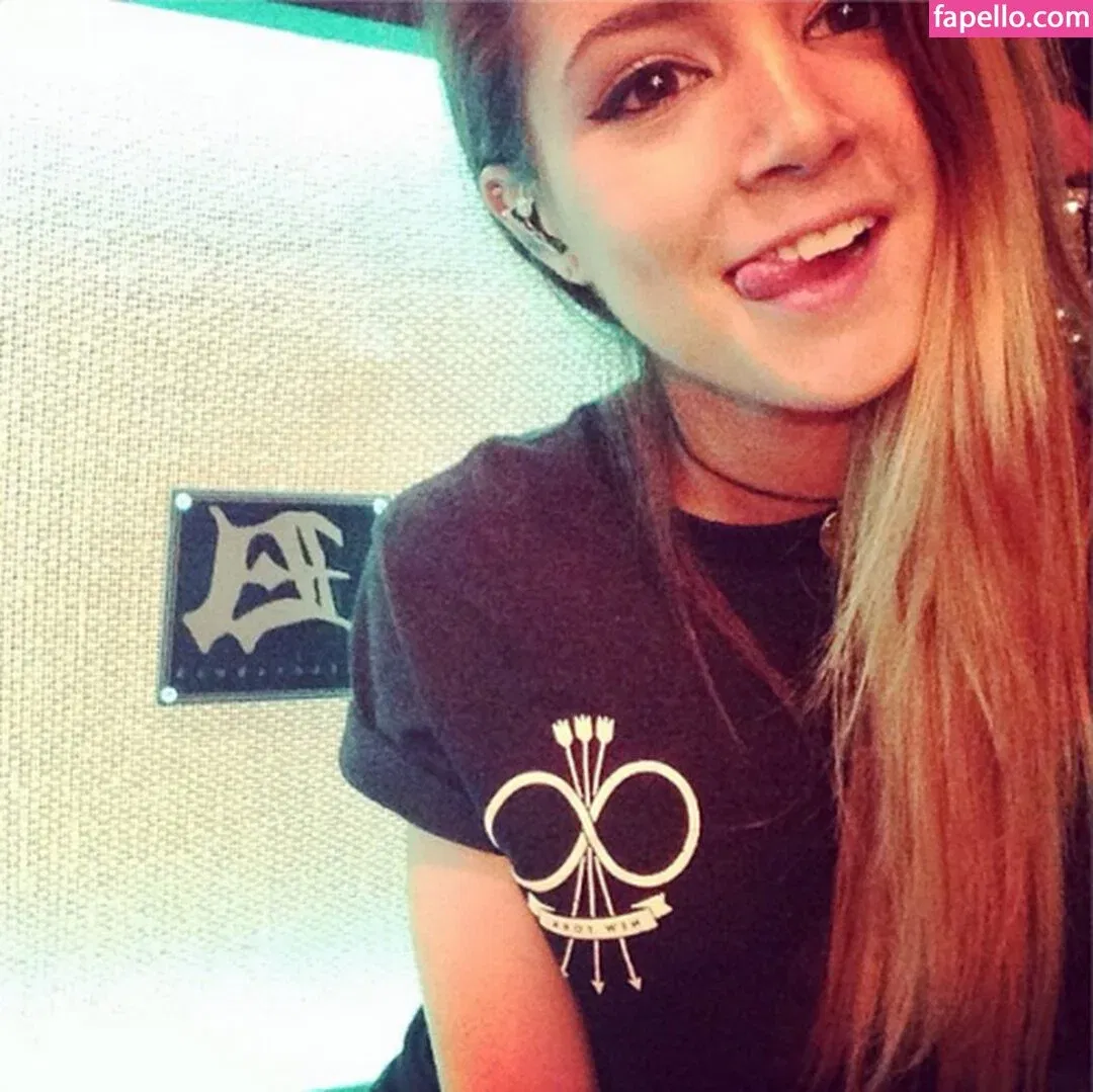 Chrissy Costanza Onlyfans Photo Gallery 