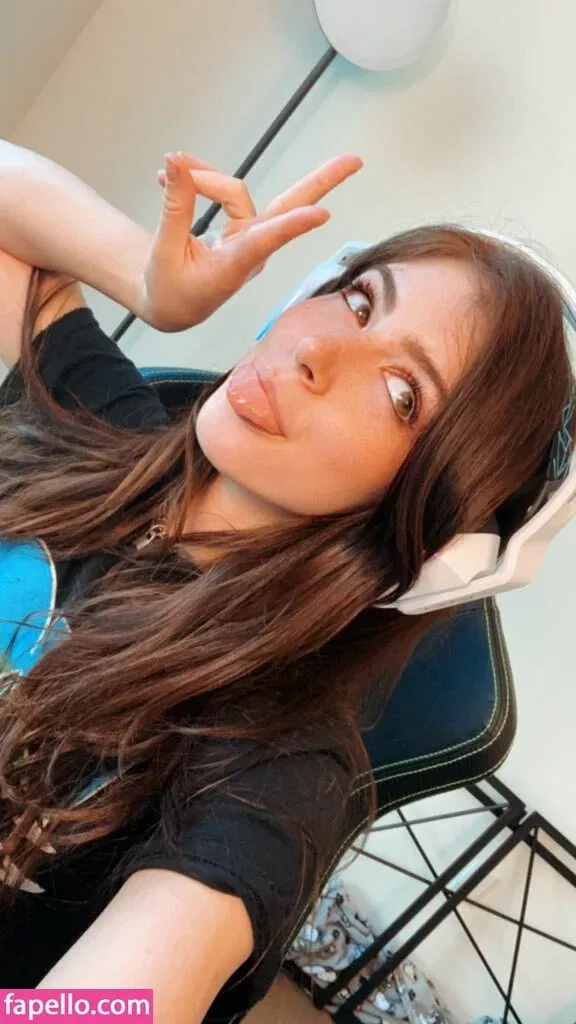 Chrissy Costanza Onlyfans Photo Gallery 