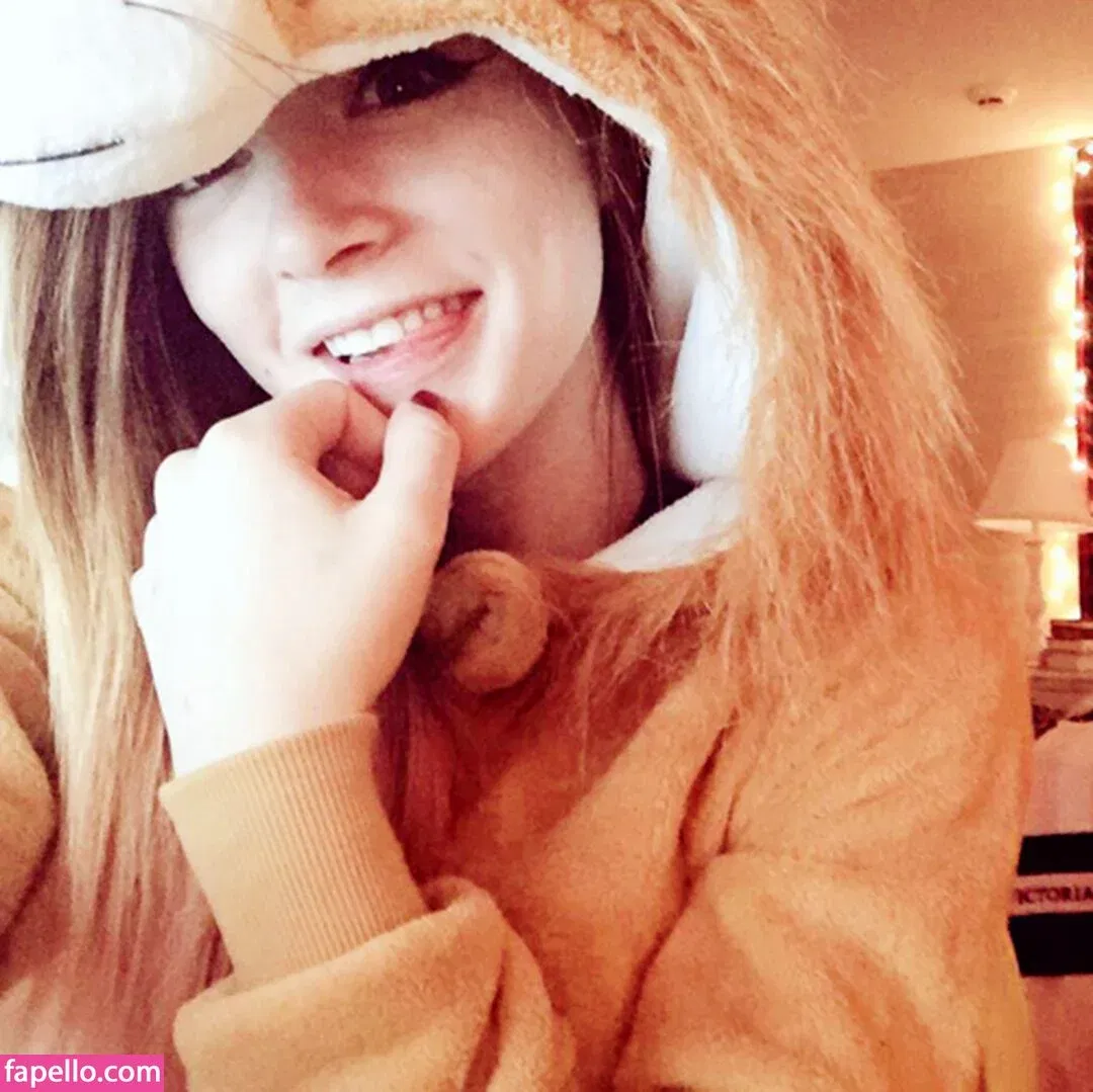 Chrissy Costanza Onlyfans Photo Gallery 