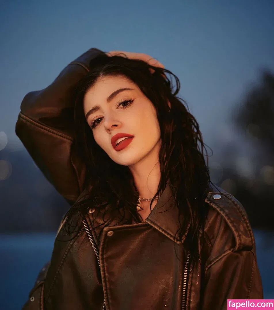 Chrissy Costanza Onlyfans Photo Gallery 